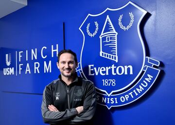 Para demostrar que confían en el proyecto de Frank Lampard, Everton trajo a dos elementos probados ya en el futbol inglés: Dele Alli y Donny van de Beek.