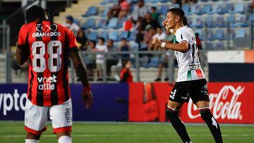 Futbol, Palestino vs Portuguesa
Segunda ronda, Copa Libertadores 2024.
El jugador de Palestino Ivn Roman, derecha, celebra su gol contra Portuguesa durante el partido de copa libertadores disputado en el estadio El Teniente en Rancagua, Chile.
27/02/2024
Byron Perez /Photosport
Football, Palestino vs Portuguesa
2nd round, Copa Libertadores 2024.
Palestino's player Ivn Roman, right, celebrates after scoring against Portuguesa during the copa libertadores match at the El Teniente stadium in Rancagua, Chile.
27/02/2024
Byron Perez /Photosport
