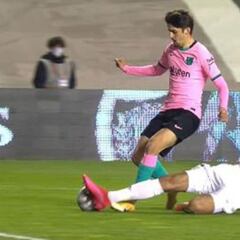 "Hay penalti de Catena a Trincão"