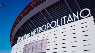Fachada del Cïvitas. Buscan fecha al Atlético-Sevilla.