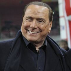 Berlusconi: 'Negociamos la venta del Milán con inversores chinos'