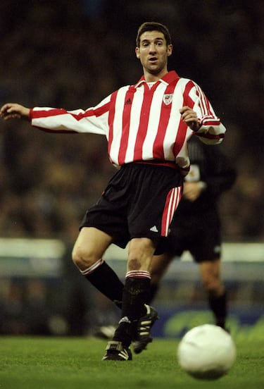 El antiguo centrocampista debutó en 1988 y disputó más de 400 partidos como rojiblanco anotando 11 goles. Actualmente, se le recuerda más por su faceta fuera del campo, ya que en 2011 fue elegido como presidente del club y estuvo vigente en el puesto hasta 2018. Además, puede presumir de ser el líder con más votos en unas elecciones del Athletic.