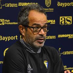 Cervera: “El equipo tiene que ser reconocible en lo que quiero"