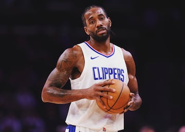 Kawhi Leonard #2 of the LA Clippers 