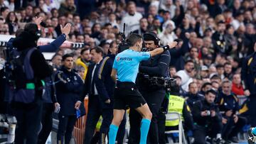 The refereeing collective believe that Hernández Hernández judged two VAR reviews incorrectly in the game that saw Real Madrid stage a dramatic comeback.