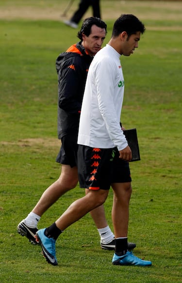 Miku: “Soy valencianista de corazón; el Rayo se portó muy mal”