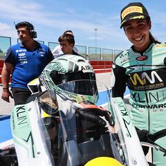 María Herrera, primera ‘polewoman’ de la historia