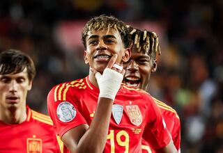 Van der Vaart responde a Lamine: “Si te crees que eres una especie de Dios...”