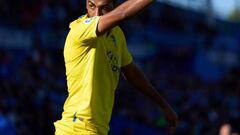 GETAFE, SPAIN - NOVEMBER 05: Rafael Gimenez 'Fali' of Cadiz CF gestures during the LaLiga Santander match between Getafe CF and Cadiz CF at Coliseum Alfonso Perez on November 05, 2022 in Getafe, Spain. (Photo by Angel Martinez/Getty Images)