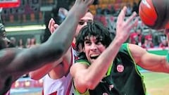 Olympiacos deja al Unicaja sin liderato