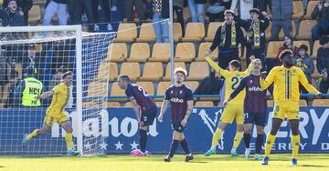 Momento del partido de LaLiga Hypermotion entre el Alcorcón y el Eibar.