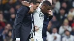 Alaba, tras lesionarse durante el Real Madrid-Villarreal.