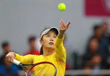 Sharapova reaches first final since doping ban