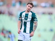 Bruno Barticciotto of Santos during the 17th round match between Santos and Tijuana as part of the Liga BBVA MX, Torneo Clausura 2025 at TSM Corona Stadium, on April 20, 2025 in Torreon, Coahuila, Mexico.