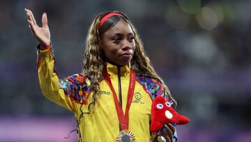 Paris 2024 Paralympics - Athletics - Women's 400m - T38 Victory Ceremony - Stade de France, Saint-Denis, France - September 7, 2024 Gold medallist Karen Tatiana Palomeque Moreno of Colombia celebrates on the podium REUTERS/Umit Bektas