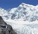 Chileno desaparece en el Himalaya tras llegar a la cima