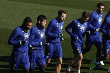 Loren: "If it was up to me, Isco would always play for his talent"