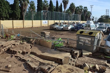 Campos de fútbol destrozados por la DANA en Valencia