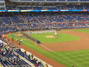 Colombia - Estados Unidos en el Marlins Park. 