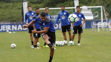 Bakkali completó la sesión con el grupo y apunta al Levante
