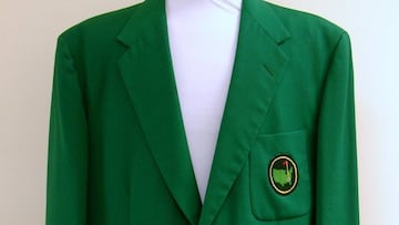 Venden una chaqueta verde que costó 5 dólares por 139.000