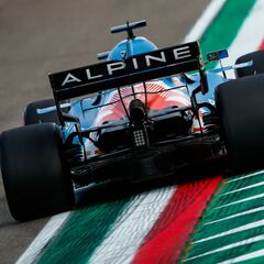 El Alpine A521 de Alonso y Ocon tiene un problema de gases