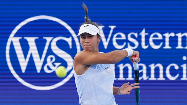 El saque impide a Bouzas competir aún más con Sabalenka