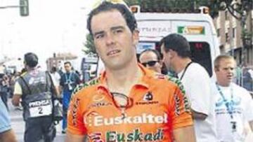 <b>DESPEDIDA. </b>Aitor, el día que abandonó la Vuelta.