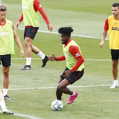 Thomas y Morata no entran en una lista donde repite Riquelme