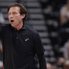 Atlanta celebra dos veces y Cleveland es su principal víctima