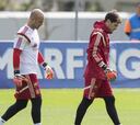 Reina puede sentarse en la mesa de Casillas
