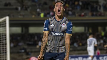 El presidente de Racing, dueño de la ficha del futbolista, negó que el club dirigido por Diego Maradona haya hecho alguna oferta por el futbolista de Atlético San Luis.