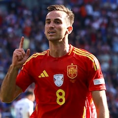 Fabián rio mejor que Barella