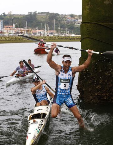 El leonés José Julián Becerro y el asturiano Miguel Fernández Castañón fueron quienes se alcanzaron la victoria en el Descenso del Sella número 83.

