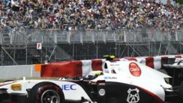 <b>ADAPTACIÓN. </b>De la Rosa sólo pudo dar catorce vueltas al trazado con el Sauber y necesita un poco más de tiempo en el coche.