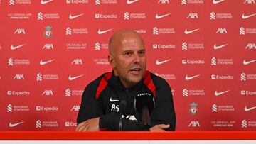 Arne Slot, director técnico de Liverpool