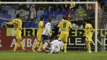 Falcón sobrevive al asedio