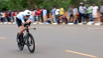 Cycling - Road World Championships 2025 - Kigali, Rawanda - September 21, 2025 Russia's Artem Nych in action during the Men's Elite Individual Time Trial REUTERS/Jean Bizimana