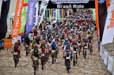 PEDALADAS DEL DÍA: Oro para Gilbert y carbón para Mosquera