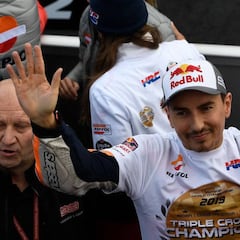 Lorenzo: “Ahora me voy a Bali, pero sólo con billete de ida”