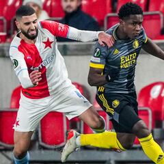 Sinisterra clasifica con Feyenoord a octavos de Conference League