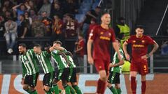 ROME, ITALY - OCTOBER 06: Luiz Henrique of Real Betis celebrates scoring their side's second goal with teammates during the UEFA Europa League group C match between AS Roma and Real Betis at Stadio Olimpico on October 06, 2022 in Rome, Italy. (Photo by Tullio Puglia - UEFA/UEFA via Getty Images)