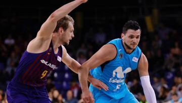 El Barça y el Estu, durante el partido