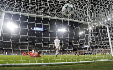 0-1. Varane's own goal.