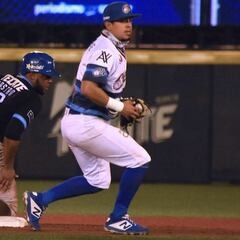 En duelo de poder a poder, Charros venció a Yaquis y se alarga la serie