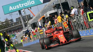 Charles Leclerc con el Ferrari en el GP de Australia de 2019.