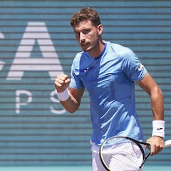 Carreño debuta en hierba con triunfo; Bautista se reencuentra