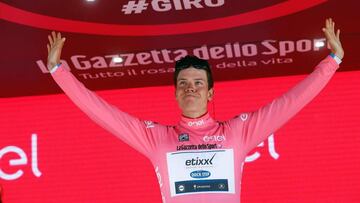 Bob Jungels se viste de rosa.