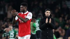 Soccer Football - Europa League - Round of 16 - Second Leg - Arsenal v Sporting CP - Emirates Stadium, London, Britain - March 16, 2023 Arsenal's Thomas Partey and manager Mikel Arteta look dejected after losing the penalty shootout REUTERS/David Klein