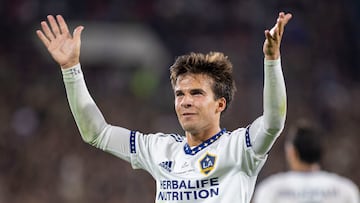 Riqui Puig after El Tráfico at the Rose Bowl.